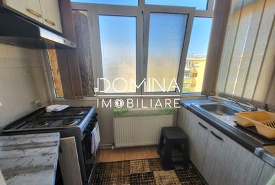 Vânzare apartament cu 2 camere în zonă semicentrală, str. Revolutiei - 10