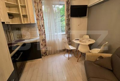 Apartament cu 2 camere decomandat, mobilat în Complex Studențesc