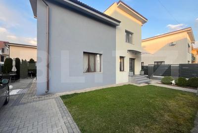 Casă individuală cu 4 camere în Sud