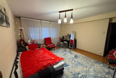 Apartament 2 camere de vânzare- str Pridvorului, parter, centrală proprie - 2