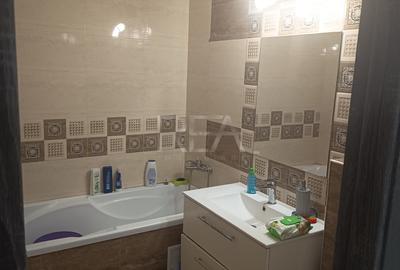 4 camere decomandat | 85 mp | Renovat complet | Etaj 3 | Mărgeanului - Bârcă - 18