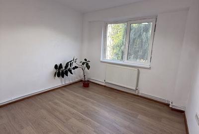 De vânzare apartament 2 camere Nou etaj 1 - 3