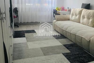 Apartament cu 3 camere decomandat, mobilat în Berceni