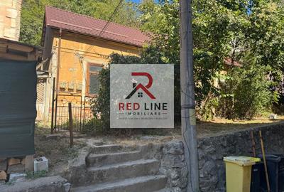 Casă individuală cu 4 camere în Central