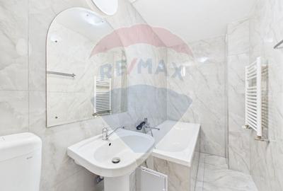 Oportunitate - 2 Apartamente 4 + 2 camere - Zona 13 Septembrie - 23