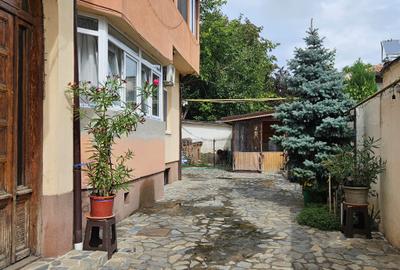 Ideal birou /Parter /5 camere in vila  interbelica /renovat /curte/Sector  2 - 3