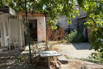 Faleza Nord casa din chirpici 164 mppret 185.000 euro - 1