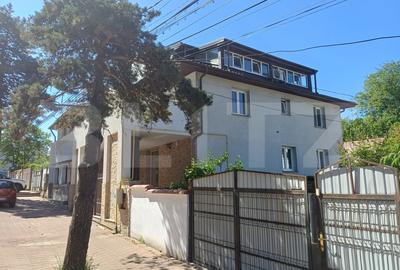 Casă individuală cu 6 camere în Vest
