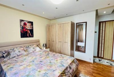 4 camere decomandat - 81 mp -  2 bai - Calea Mosilor - 7