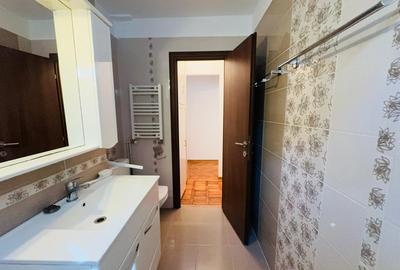 Centrala proprie, etaj intermediar, strada Harniciei 4 - 6
