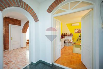 De vânzare pe str. Branului, casă de renovat, 5 camere, teren 514 mp - 12