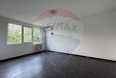 Apartament cu 2 camere de vânzare în zona Drumul Taberei - 3