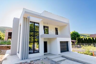 Casă individuală cu 4 camere în Vest