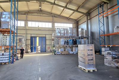 Proprietate industriala: depozitare 6.978 mp + birouri 864 mp - 8