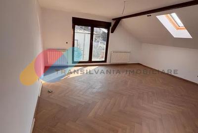 Duplex cu 5 camere în Gruia