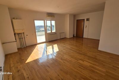 Săftica DN1 | 3 camere | 226 mp | Două terase | 2 parcări - 9