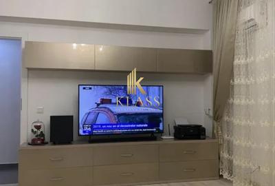 Apartament cu 3 camere decomandat în Muncii