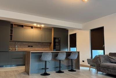 Apartament cu 3 camere decomandat, mobilat în Alba Iulia