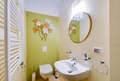 Apartament LUX ultracentral | 79 mp + terasă 50 mp | Saună proprie | Parcare sub - 11
