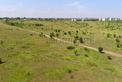 Teren intravilan de 3000 mp, în Băneasa
