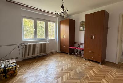Apartament cu 2 camere în Calea București