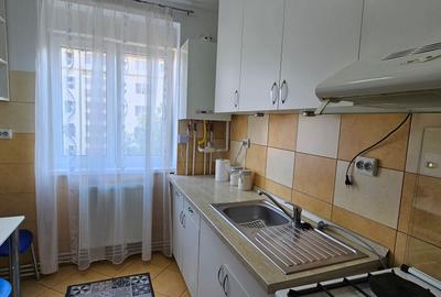 Apartament cu 2 camere decomandat în Cedonia