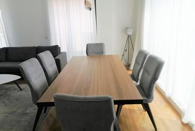 Apartament cu 3 camere decomandat în Dorobanți