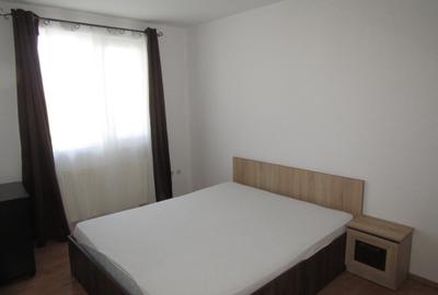Apartament cu 3 camere decomandat, mobilat în Cedonia