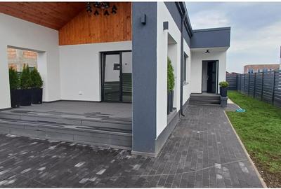 Casa 3 camere intabulata,la pret de apartament  Izvor - 1