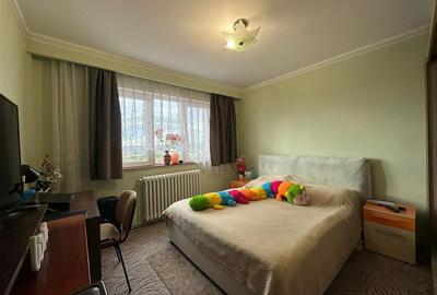 Apartament 3 camere decomandat zona Vasile Aaron - 6