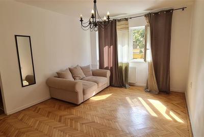 Apartament 2 camere et.1 pe B-dul Revolutiei, zona Banca ING Podgoria - 4