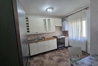 Apartament 3 camere | 2 băi | Centrală proprie | Mobilat și utilat | Drumul Sări - 4