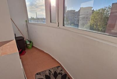 2 c decomandate , vedere mare si Portul Constanta,centrala gaze,confort lux - 7