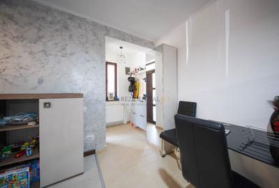 Casa in zona Astrelor, 4 camere, P+1, Comision 0% - 11
