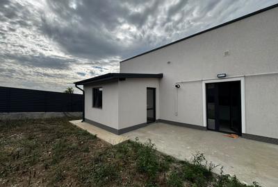 Casa cu 5 camere Visan - 15
