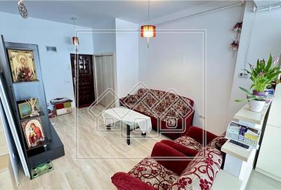 Apartament de vanzare cu 3 camere, balcon + parcare, mobilat si utilat - 3