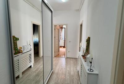 Apartament 3 camere 2 bai si loc de parcare Statiunea Mamaia Summerland - 1