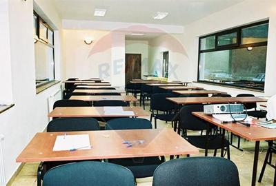 Hotel / Pensiune cu 18 camere de închiriat - 13