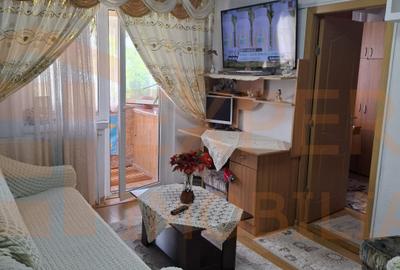 Apartament cu 2 camere semidecomandat în Km 4-5