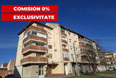 Apartament cu 7 camere decomandat în Nădlac
