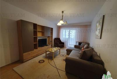 Apartament cu 2 camere decomandat în Stadion