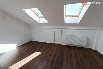 Apartament spatios cu 3 camere, scara interioara, 84 mp - V7227 - 6