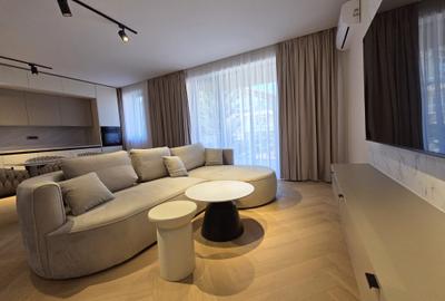Apartament cu 3 camere decomandat în Pipera