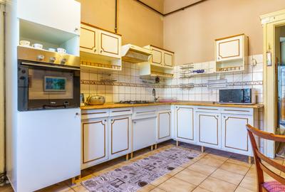 Apartament spațios, cu farmec aparte,str Horea, la 3 min de Fac de Litere - 8