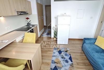 Apartament cu 2 camere semidecomandat, mobilat în Complex Studențesc