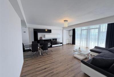 Apartament cu 3 camere semidecomandat în Exterior Sud