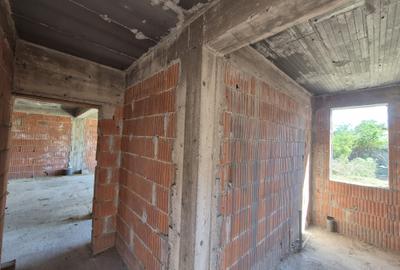 VILA (la roșu) P+1E+M, 265mpu, TEREN 871mp, CHIAJNA-Vlad Țepeș - 19