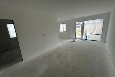 PROPRIETAR !!! Duplex pe parter la cheie, cu doua dormitoare si doua bai - 3