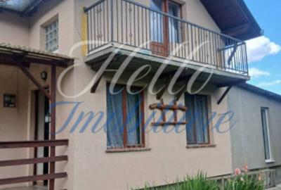 Casă individuală cu 3 camere în Luna de Sus