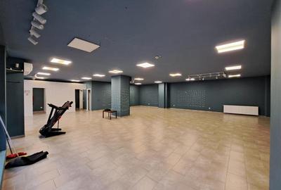Spatiu comercial, 180 mp utili, situat in cartierul Intre Lacuri! - 4